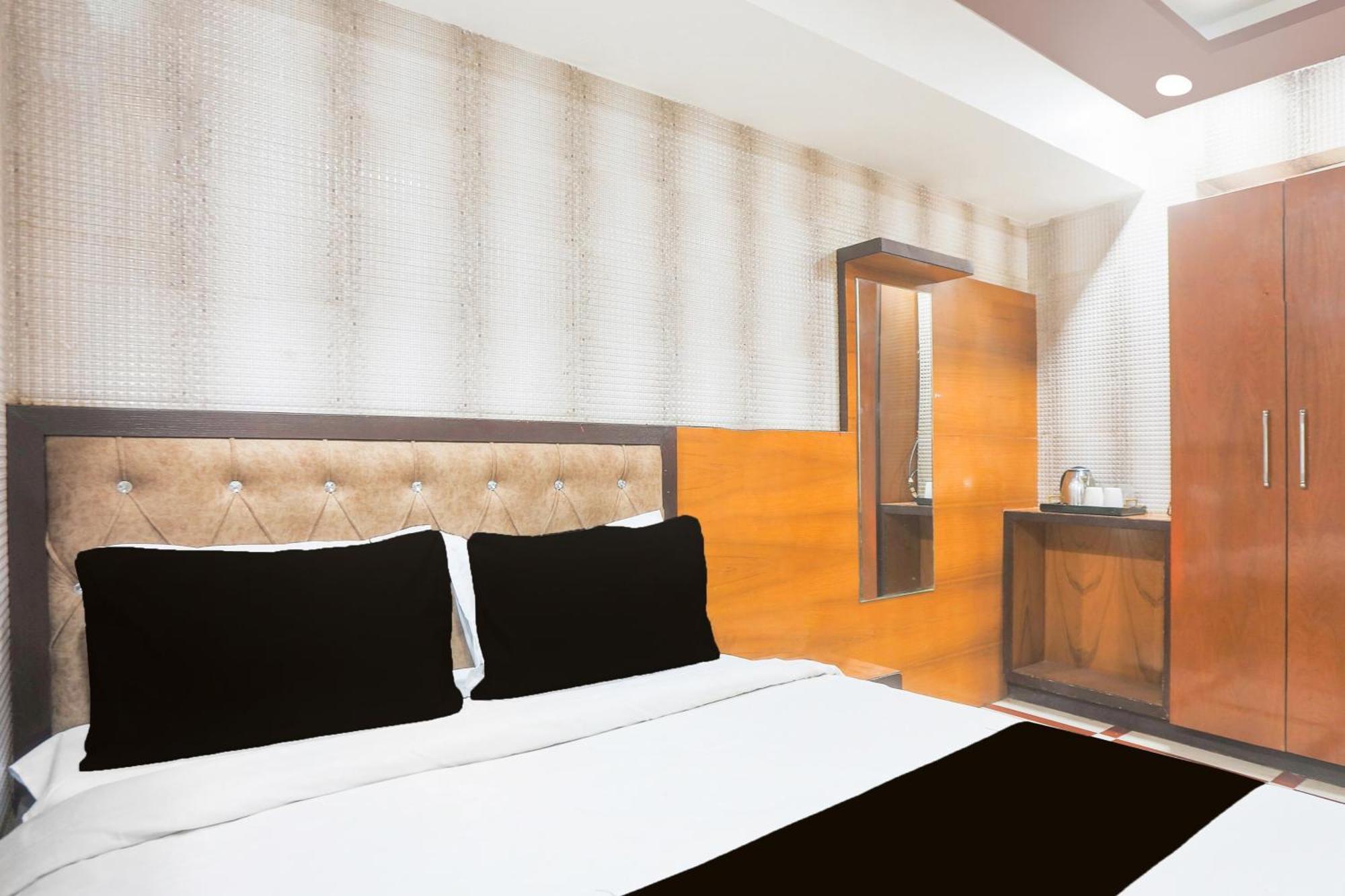 Super Hotel O Parao Formerly Cozy Inn 阿杰梅尔 外观 照片