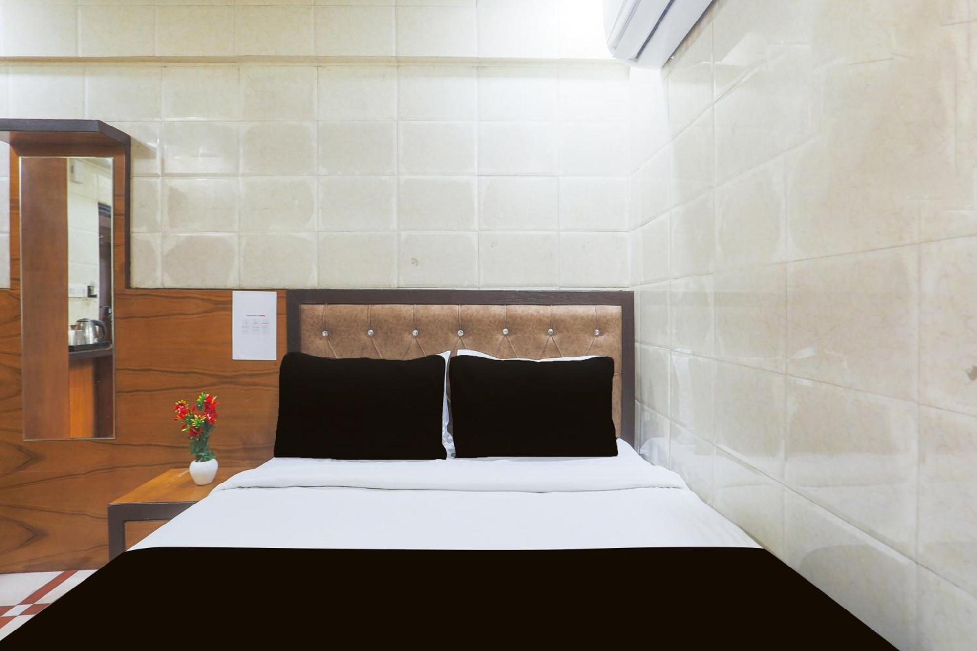 Super Hotel O Parao Formerly Cozy Inn 阿杰梅尔 外观 照片