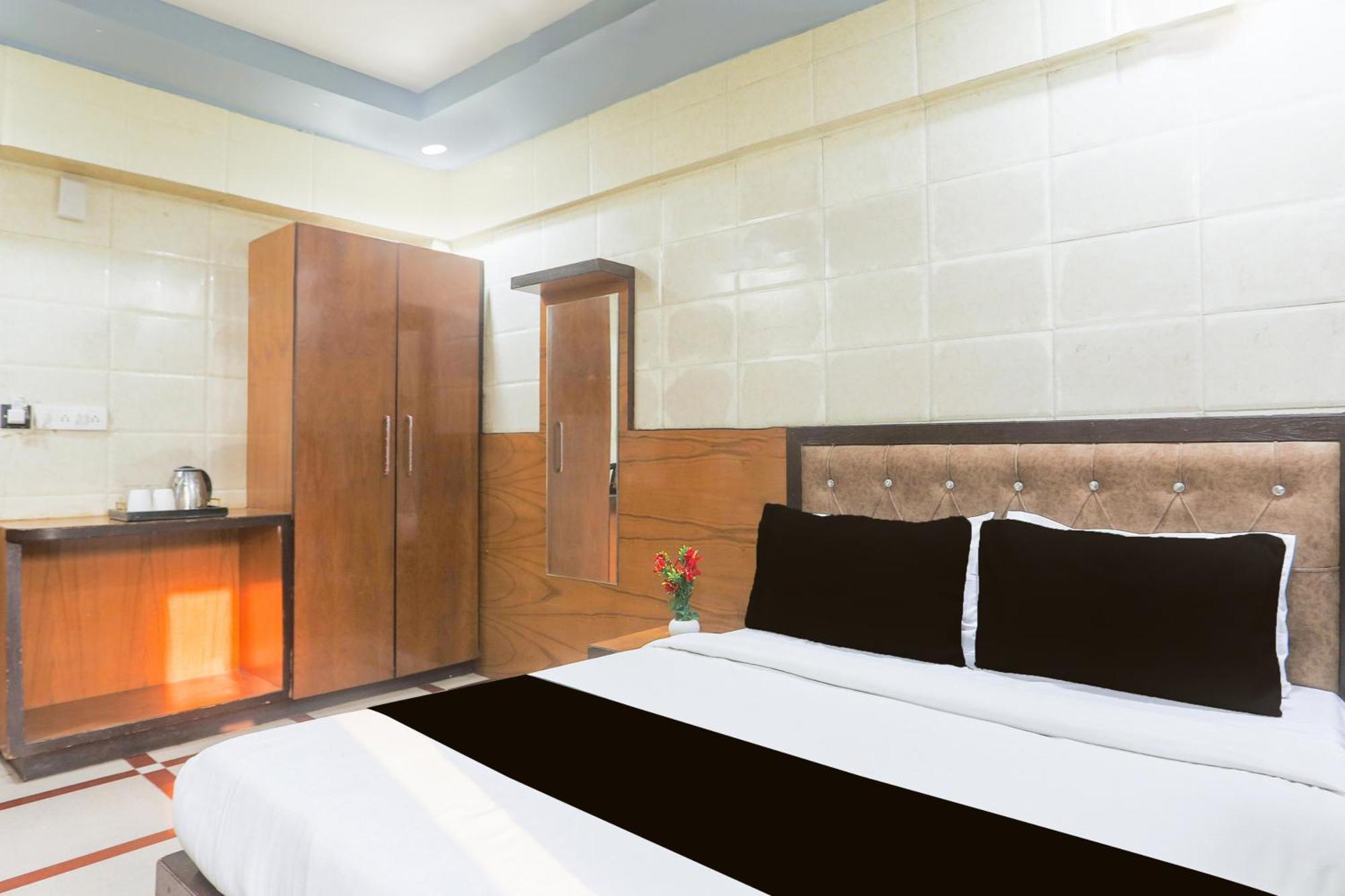 Super Hotel O Parao Formerly Cozy Inn 阿杰梅尔 外观 照片
